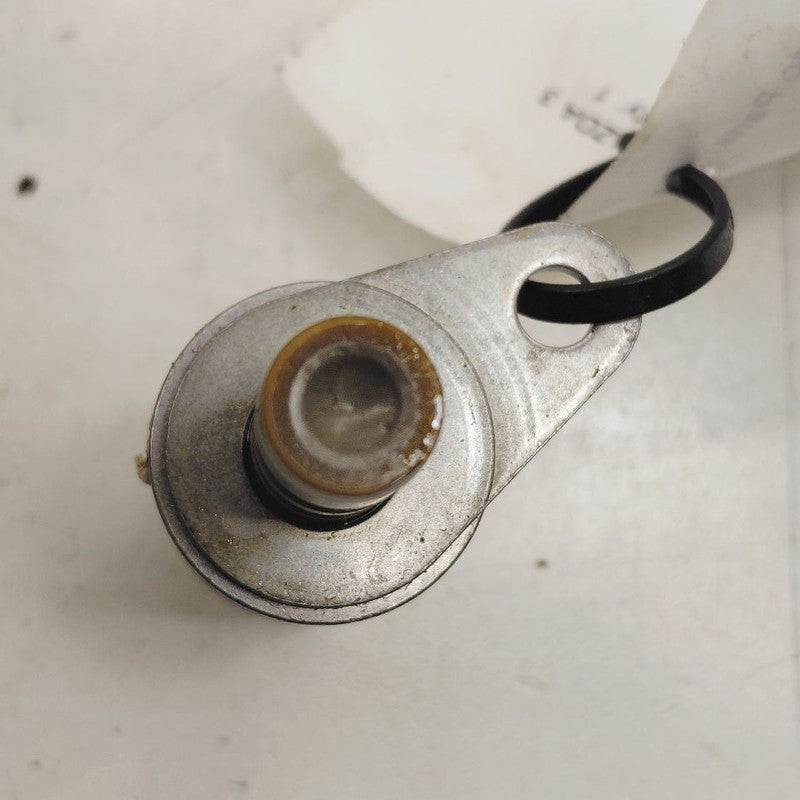 Mazda 3 Variable Timing Gear Oil Control Valve Solenoid Cylinder Head 