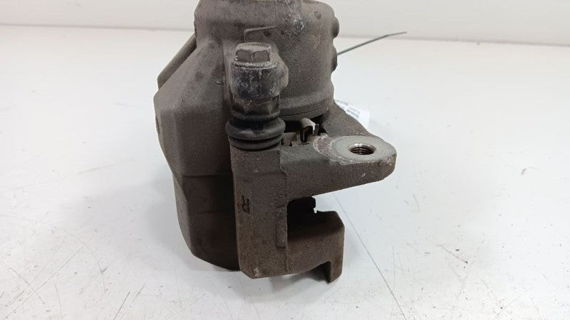 4773047060 Passenger Right Brake Caliper Front VIN Fu 7th And 8th Digit Fits 10-19 PRIUS