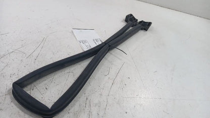 Buick Encore Cowl Vent Panel Hood Rubber Seal  2016 2017 2018 2019