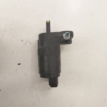 2018 Fiat 500 X Model Windshield Washer Wash Fluid Reservoir Motor Pum
