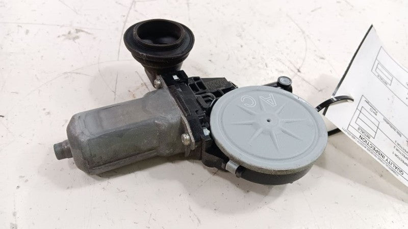 8572052150 Passenger Right Power Window Motor Rear Prius C VIN B3 Fits 12-19 PRIUS