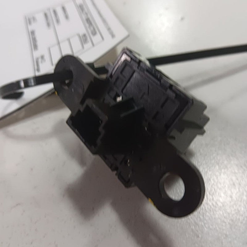 Toyota Yaris Ride Control Switch {D09V66YK0} 2020 2019 2018 2017 2016 