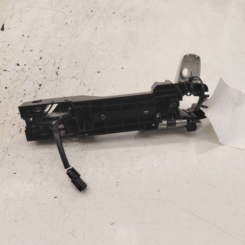 Driver Left Front Door Handle Exterior US Built Fits 21-25 Nissan Rogu