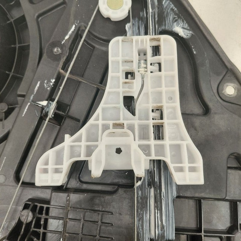 Passenger Right Rear Window Regulator Track Fits 17-22 Kia Sportage