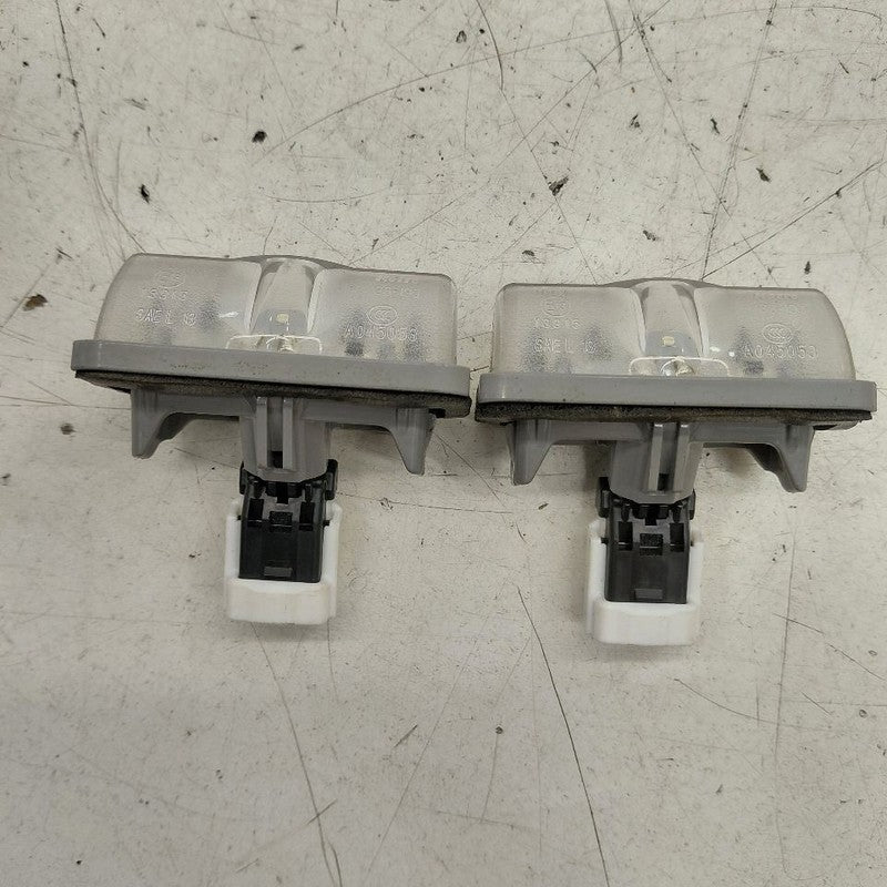 Toyota Prius License Plate Light Lamp  2022 2021 2020