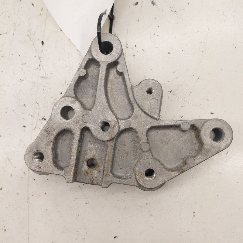 Chevy Trax Transmission Mount Bracket  1.2 2025 2024