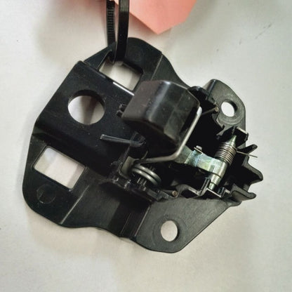 Alfa Romeo Stelvio Center Armrest Latch {156121185} 2018 2019 2020 202