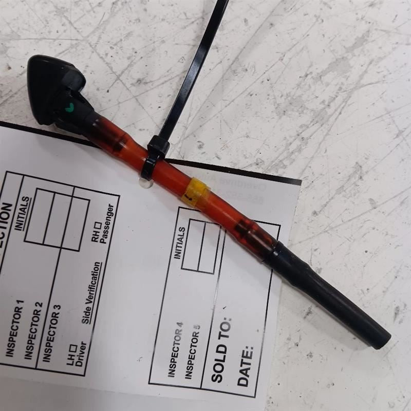 Nissan Rogue Windshield Wiper Washer Fluid Hood Sprayer Nozzles 2014 2