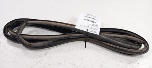 Chevy Equinox On Door Seal Rubber Right Passenger Front 2015 2014 2013 2012