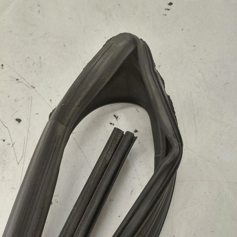 Mazda 6 Door Glass Window Seal Rubber Left Driver Rear Back  2018 2019