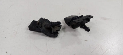 XD Scion Windshield Wiper Washer Fluid Hood Sprayer Nozzles 2008 2009 
