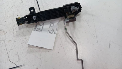 D10E5942XB Driver Left Door Handle Exterior Door Handle Assembly Fits 16-19 MAZDA CX-3