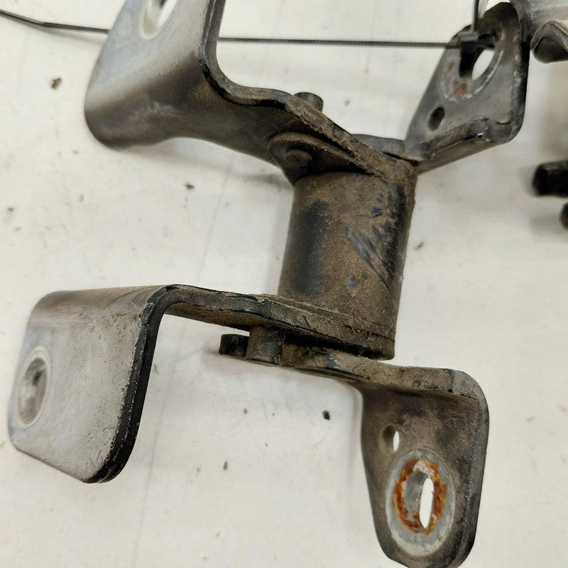Chrysler 300 Door Hinge Set Right Rear Passenger  2017 2018 2019