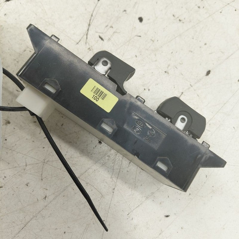 Hyundai Veloster Power Window Switch Right Passenger Front  2017 2016 