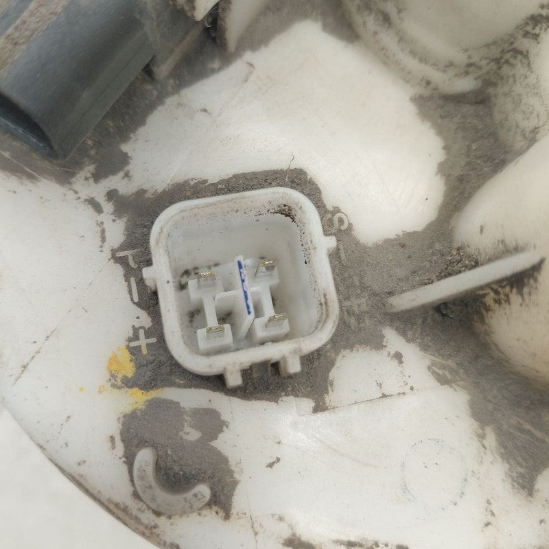Gas Fuel Pump Assembly Tank Mounted Fits 16-17 Hyundai Veloster