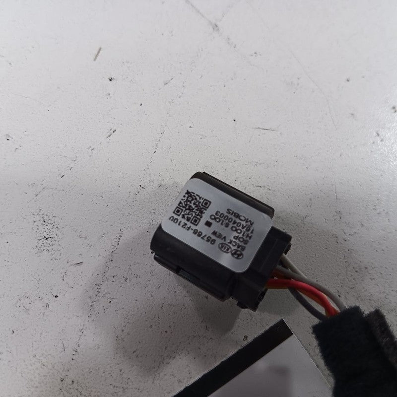 95760F2100 Rear View Reverse Camera Fits 17-18 Hyundai Elantra 