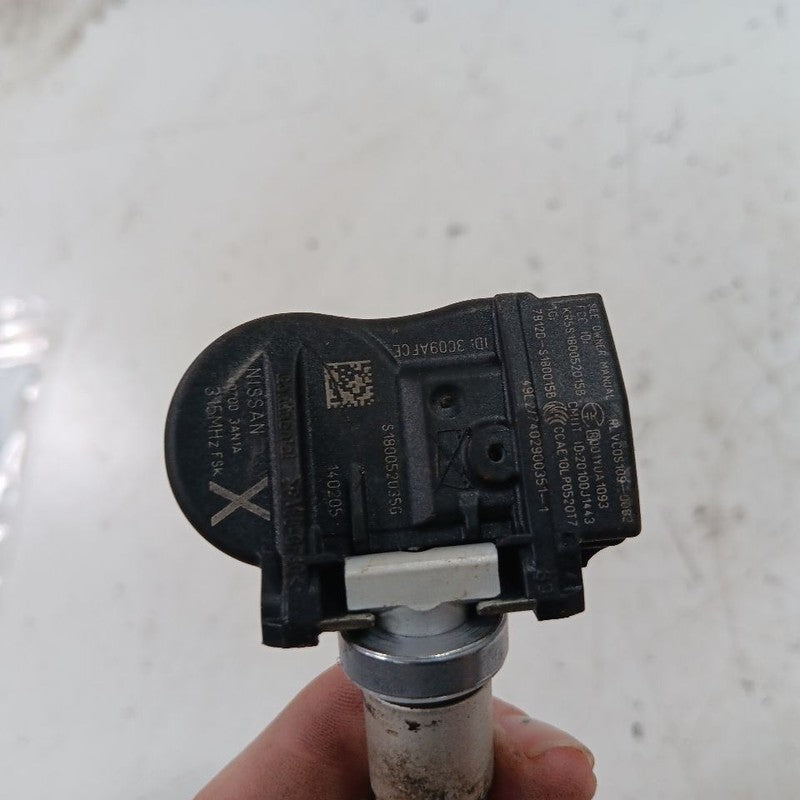 Nissan LEAF TPMS Tire Pressure Monitor System Sensor  2013 2014 2015 2