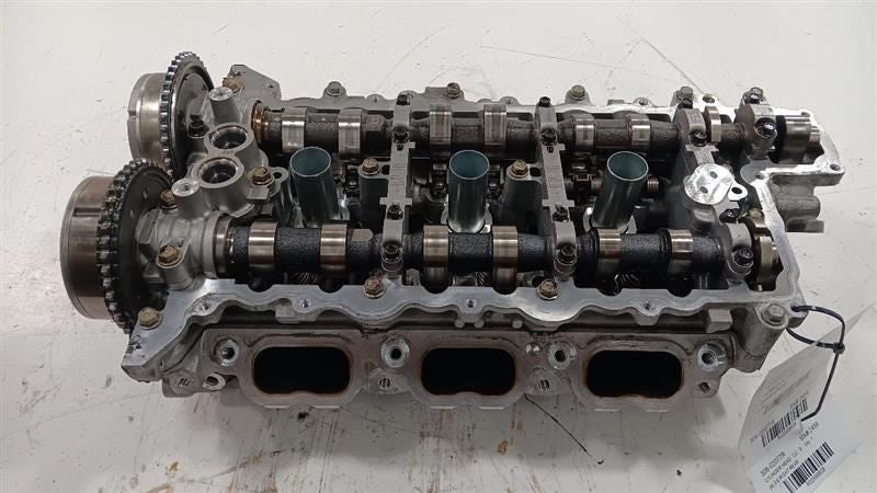 12686233 Passenger Right Rear Engine Cylinder Head 3.6L Fits 16-20 CAMARO