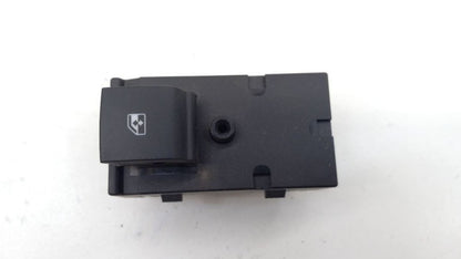 Chevy Malibu Power Window Switch Right Rear 2014 2015 2016 2017 2018