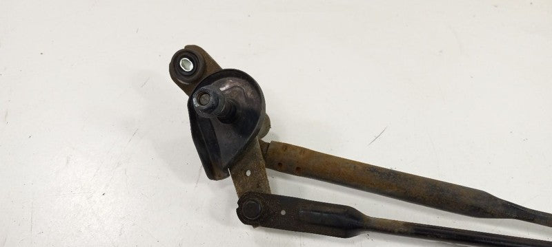Windshield Wiper Transmission Linkage Fits 10-13 Kia Soul  OEM
