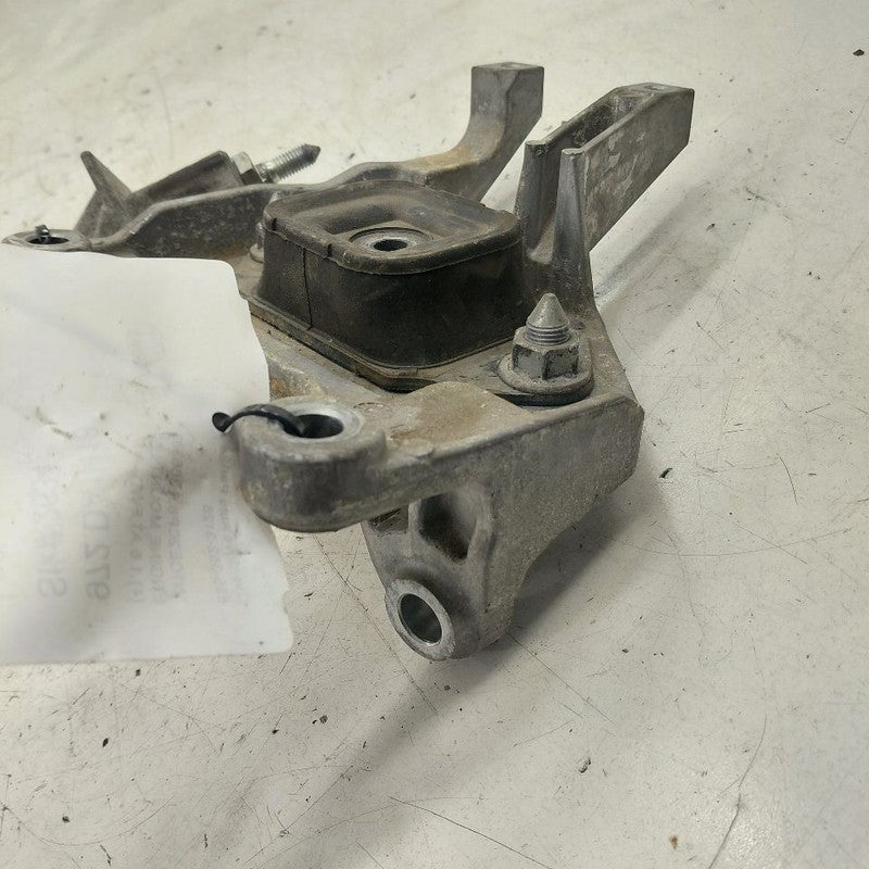 Nissan Versa Note Engine Motor Mount Left Driver  1.6 2019 2018 2017