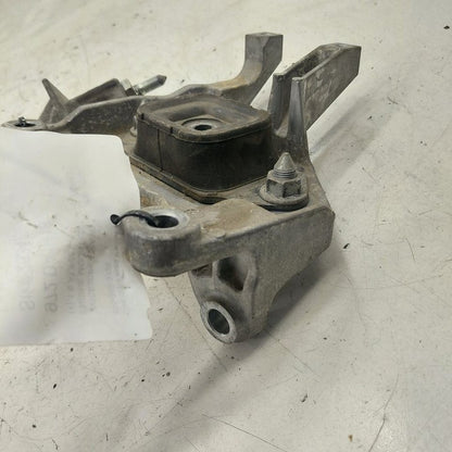 Nissan Versa Note Engine Motor Mount Left Driver  1.6 2019 2018 2017