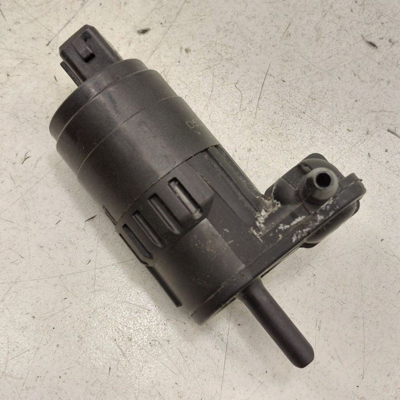 Fiat 500 X Model Windshield Washer Wash Fluid Reservoir Motor Pump Ele