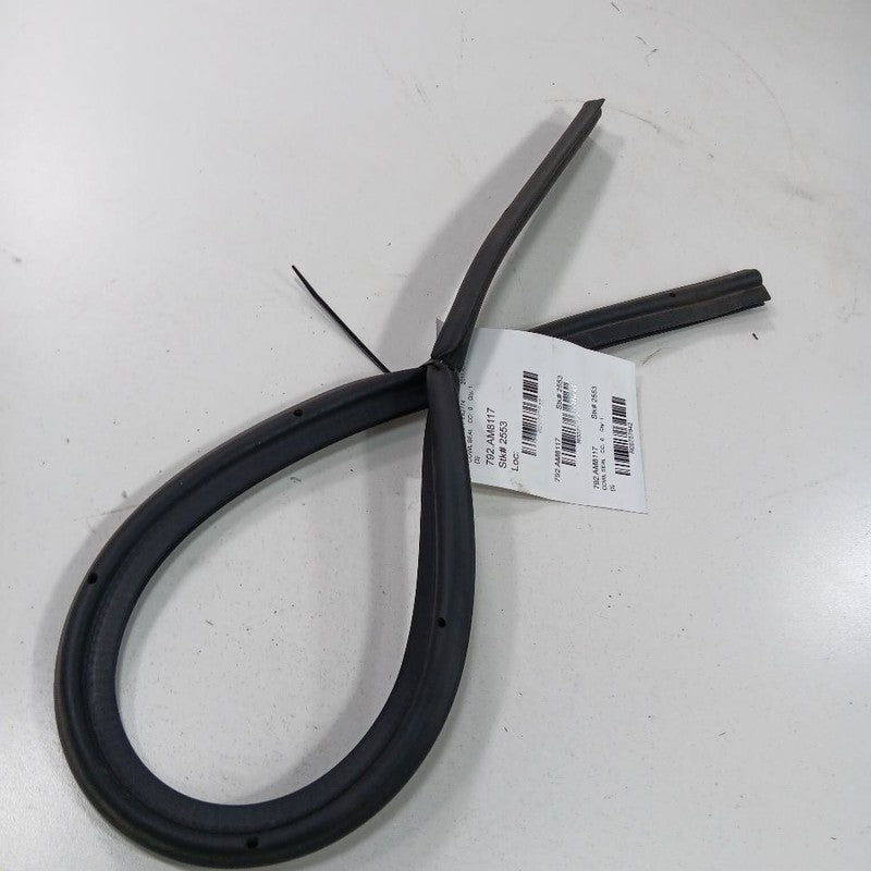 Jeep Renegade Cowl Vent Panel Hood Rubber Seal  2017 2018 2019 2020