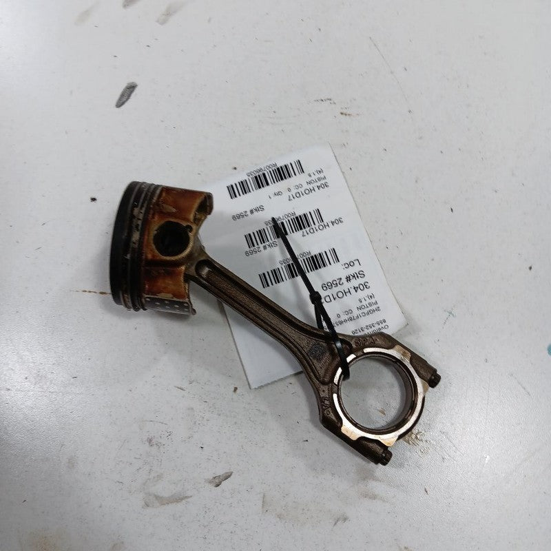 Honda Civic Single Piston With Connecting Rod   1.5L 2018 2017 2016