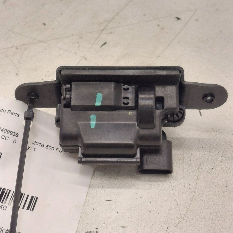 Fiat 500 X Model   Trunk Latch  2016 2017