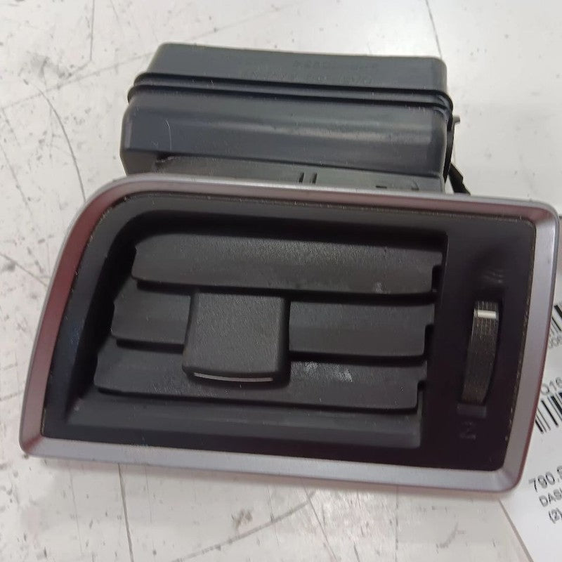 Subaru Legacy Outback Dash Air Vent Right Passenger  2015 2016 2017 OE