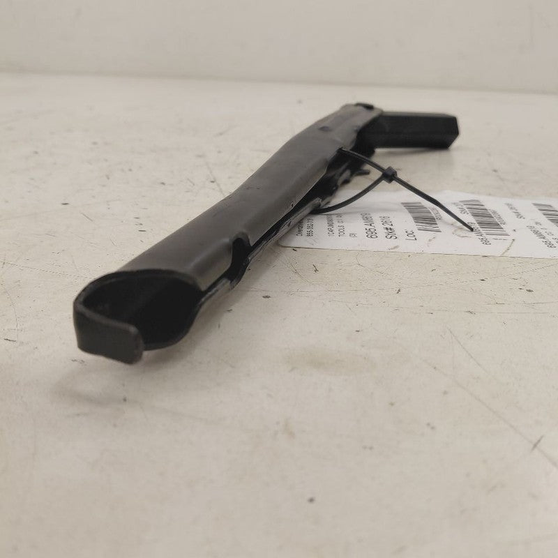 Jeep Cherokee Spare Tire Changing Wrench Tool  2019 2020 2021