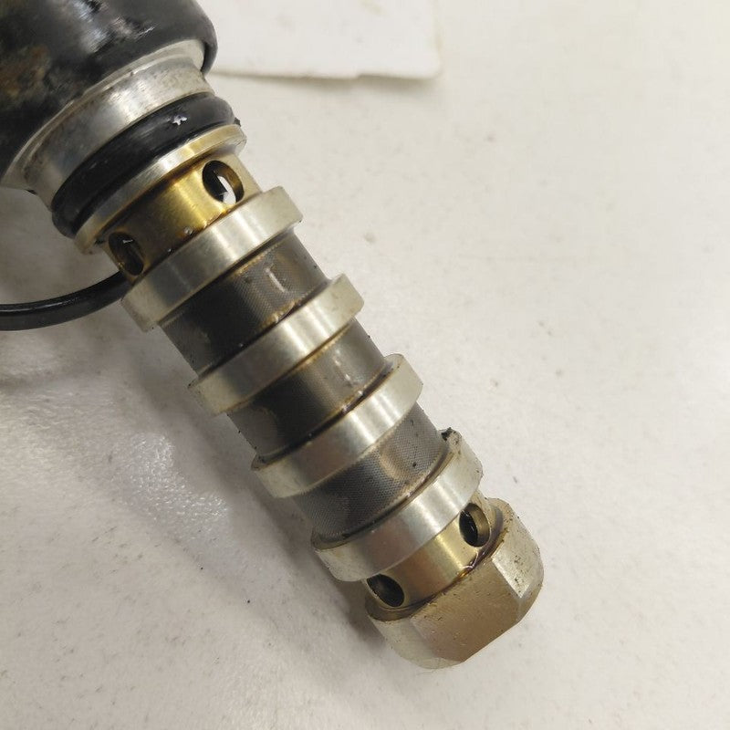 Hyundai Veloster Variable Timing Gear Oil Control Solenoid Cylinder He