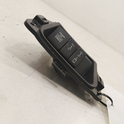 Honda CR-V 12V Power Port Socket  2017 2018 2019