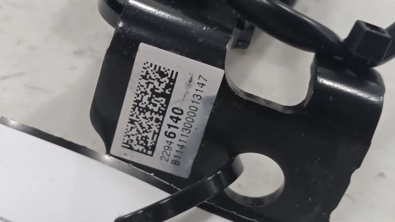 Chevy Volt Seat Belt Buckle Latch Right Passenger Rear Back  2011 2012 2013 2014