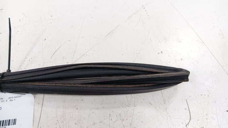 Honda Insight Door Glass Window Seal Rubber Left Rear Back 2010 2011 2