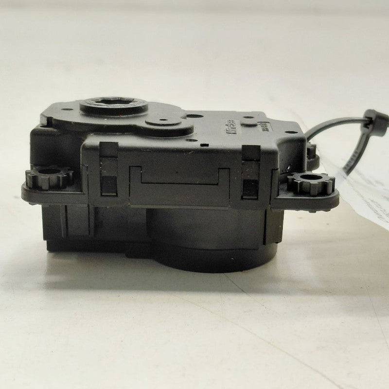 Chevy Trailblazer Flap Door Motor Heater AC Door Actuator  2023 2022 2
