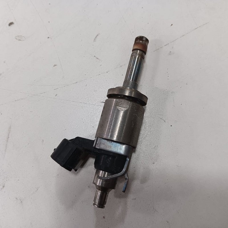 Fuel Injection Injector Fits 16-22 Acura ILX OEM