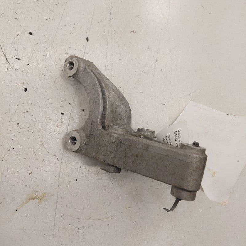 Chevy Trax Transfer Case Mount Bracket  1.4 2022 2021