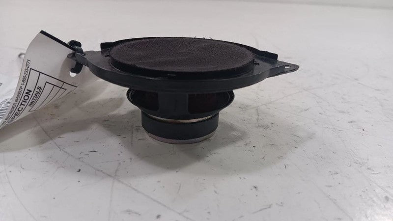 Chrysler 200 Tweeter Right Passenger Tweeter Speaker  2015 2016 2017 O