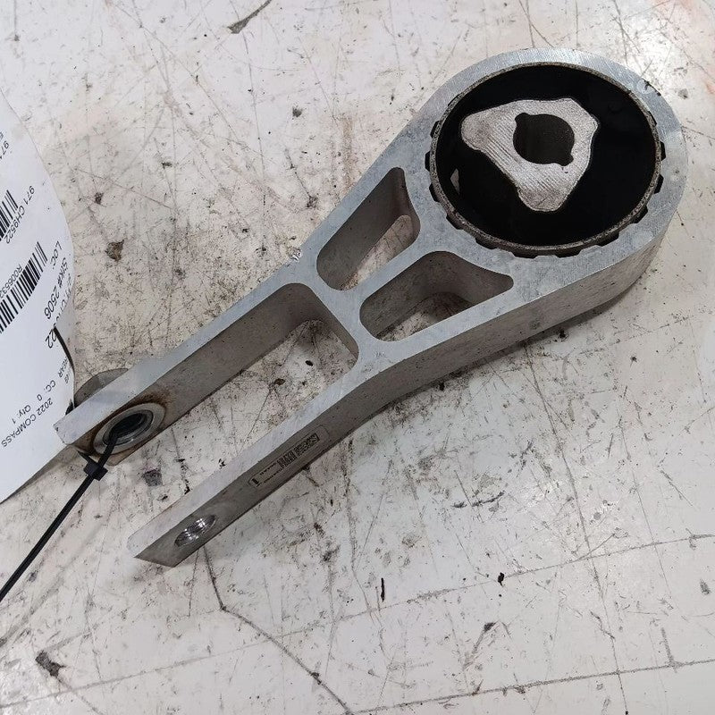 Jeep Compass 2.4 Engine Motor Mount Rear Back  2018 2019 2020 2021 202
