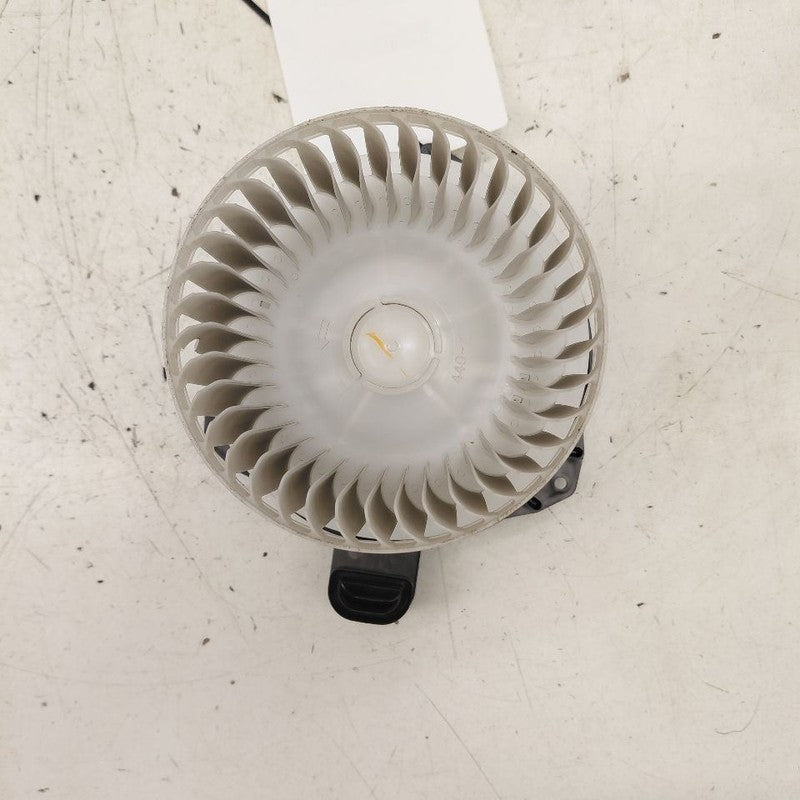 Front Blower Motor Heater With Plug-in Hybrid Fits 21-25 Toyota RAV4