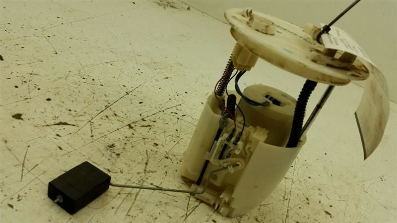 Fuel Pump Gas Assembly 2.5L Fits 10-12 Ford Fusion OEM