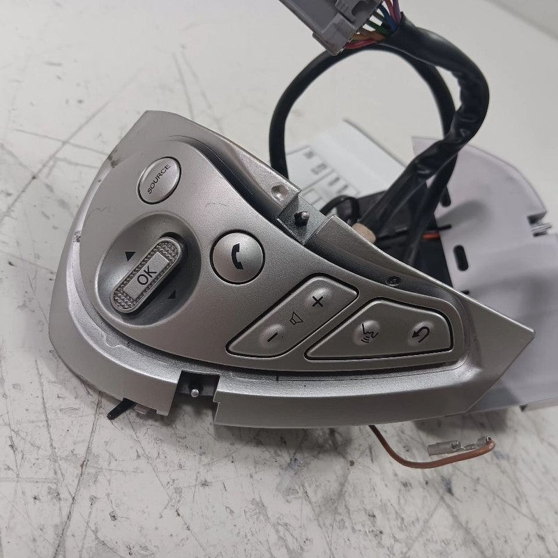 Nissan LEAF Column Switch Blinker Signal Wiper Mount Bracket  2013 201