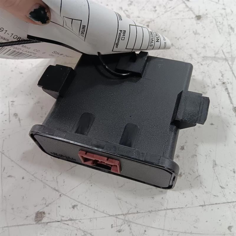 26700023 Lamps Control Module Left Hand Kick Panel Fits 17-19 LACROSSE