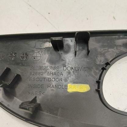 Nissan Rogue Interior Door Handle Bezel Surround Trim Right Passenger 