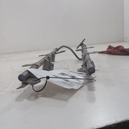 INFINITI QX50 Fuel Rail Injection Injector Mount Bar  2017 2016 2015 2014