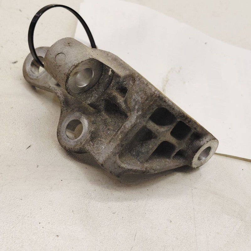 Buick Encore GX Transfer Case Mount Bracket  2020 2021 2022 2023