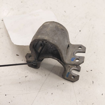 Chevy Volt Front Sway Bar Bushing Mounting Bracket  2016 2017 2018 201