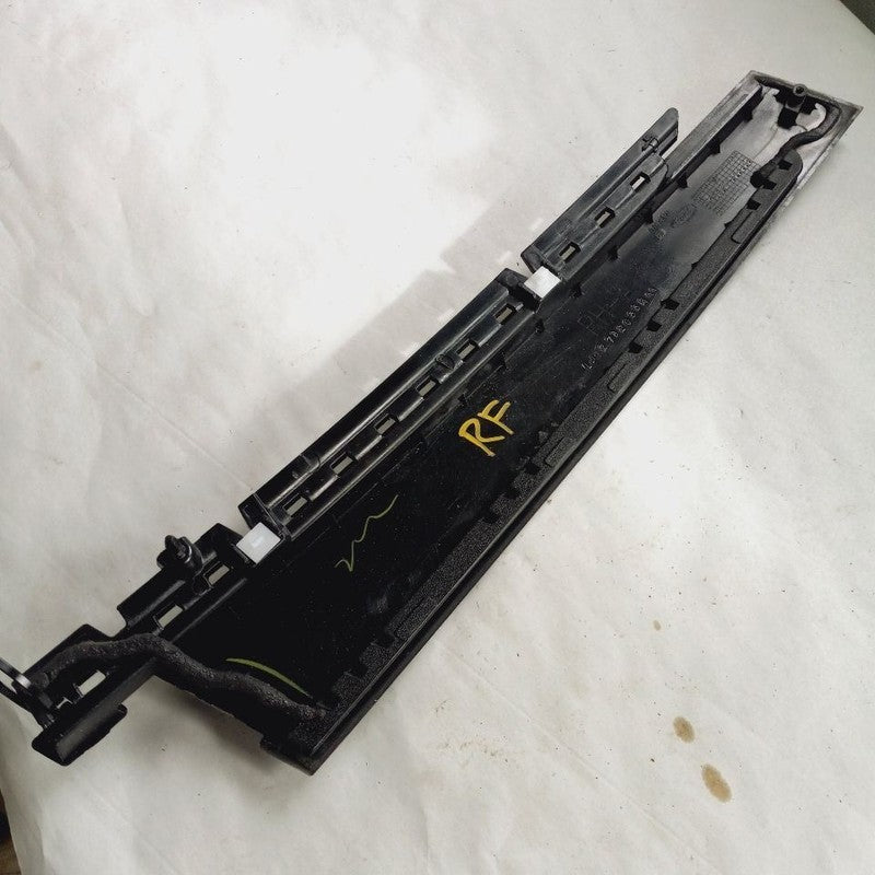 Ford Escape Passenger Right Front Door Applique {LJ6Z7820554AA} 2022 2